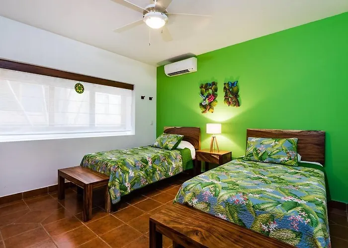 Light & Breezy Side Condo! Aparthotel 4*