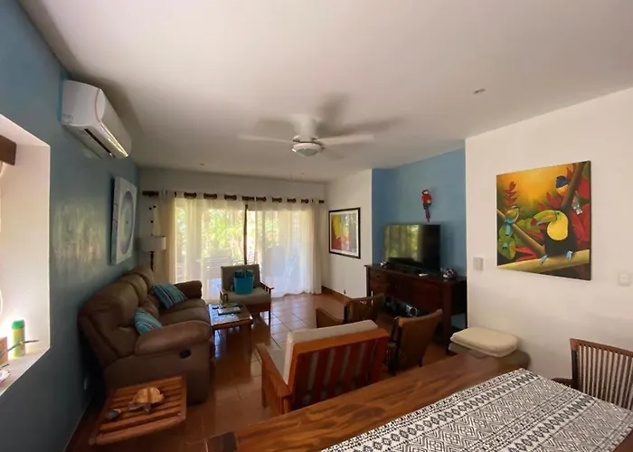Light & Breezy Side Condo! Aparthotel 4*