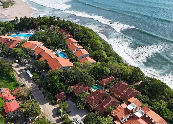 Light & Breezy Side Condo! 4*